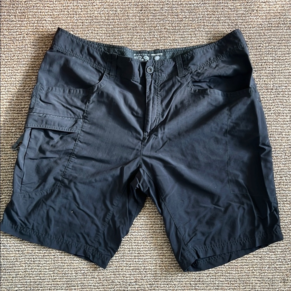 Men's Dark Gray Cargo Shorts